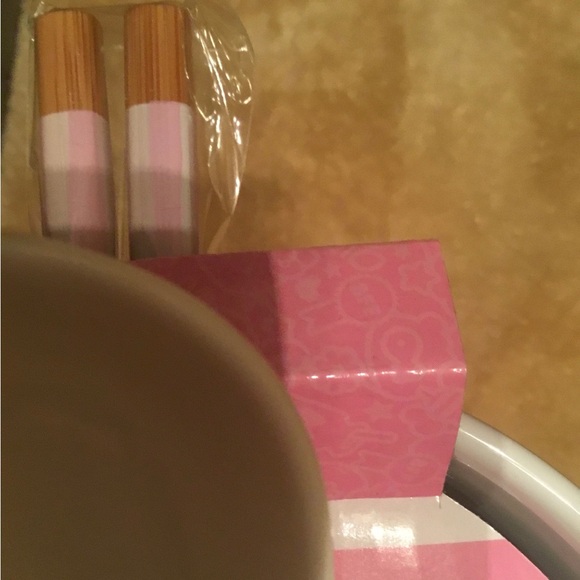 🩷🆕 Sanrio Hello Kitty / Tokyo / Pink Stripes / Ramen Bowl / Chopsticks & Spoon - Picture 10 of 11